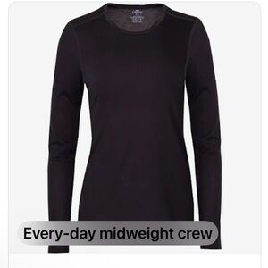 HOT CHILLYS women’s Pepper Skins Crewneck Long Sleeve Top